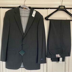 Brooks Brothers Dark Gray Suit New with Tags
